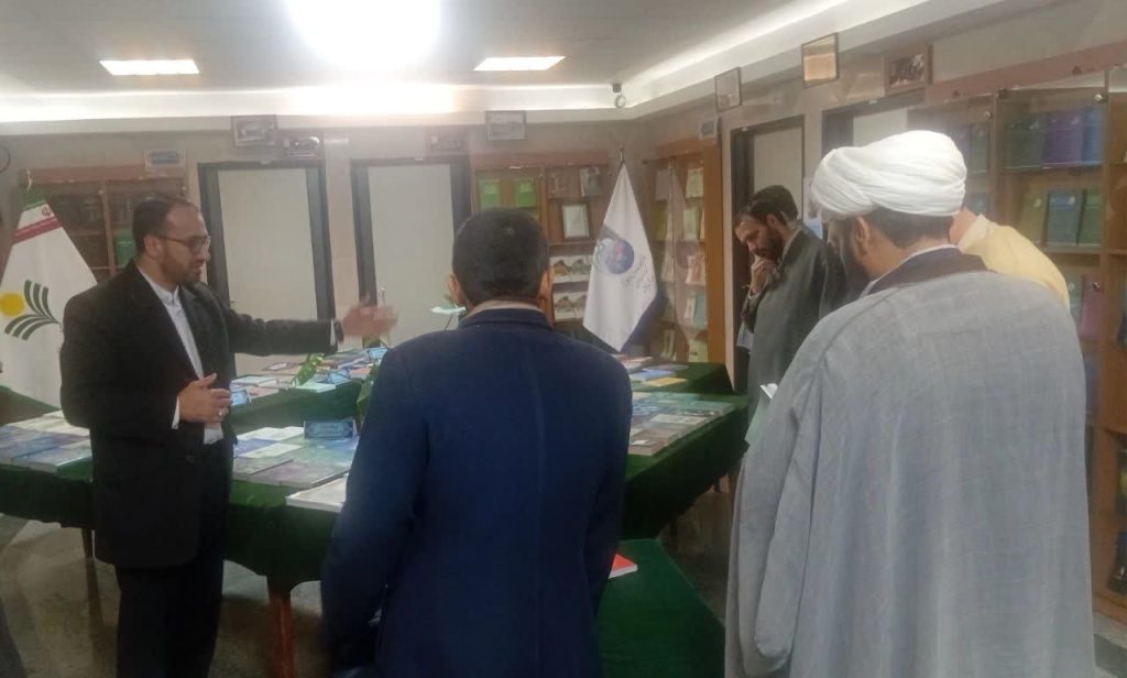پیوند اخلاق، تربیت اسلامی و فناوری نوین؛ بازدید علمی طلاب مرکز آخوند خراسانی از یازدهمین نمایشگاه پژوهش و فناوری