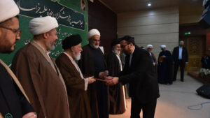  وقتی روش تحقیق به میدان عمل می رسد