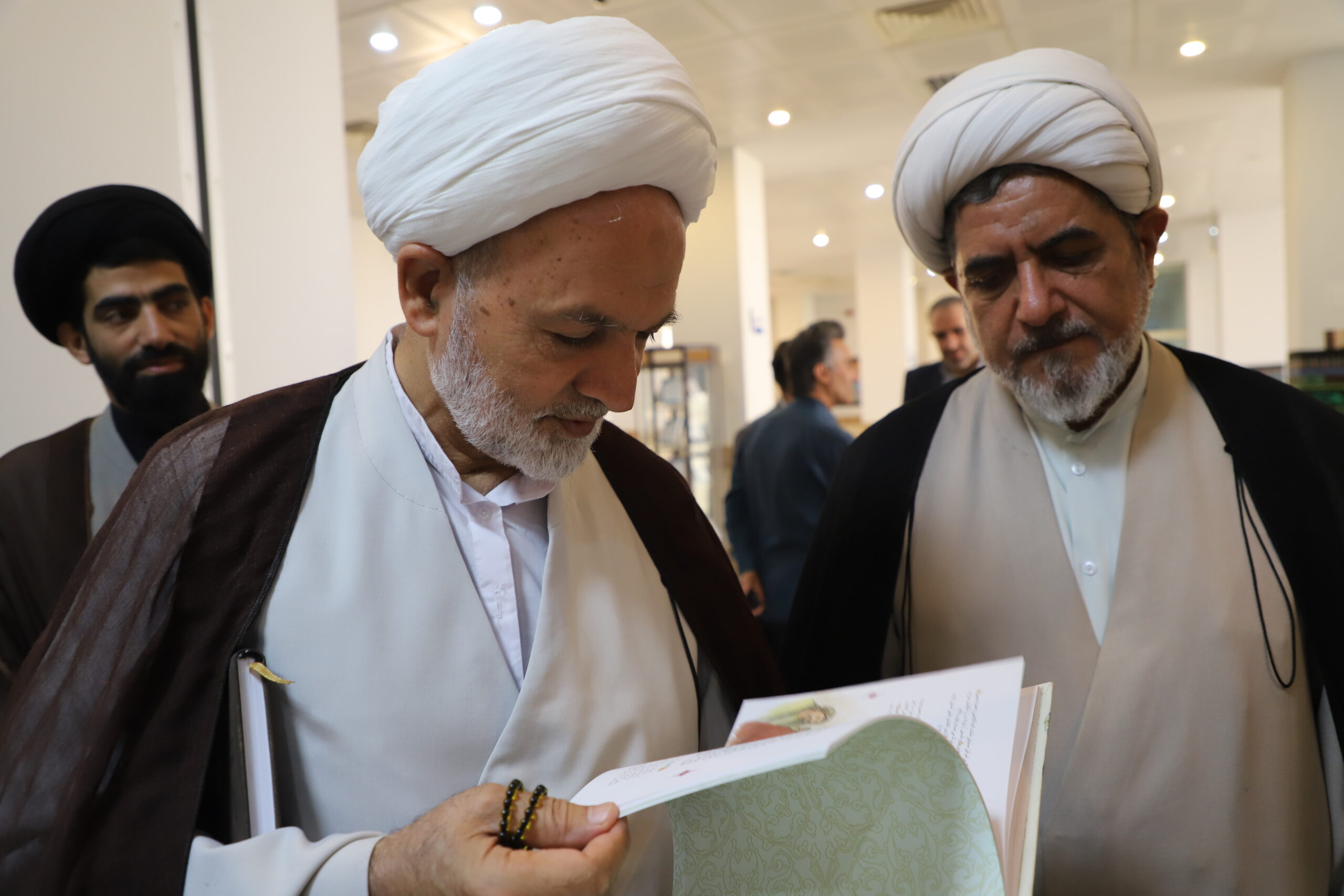بازدید حجت‌الاسلام والمسلمین دکتر روانبخش، نماینده محترم مردم قم در مجلس شورای اسلامی از پژوهشگاه علوم و فرهنگ اسلامی